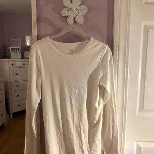 White long sleeved top